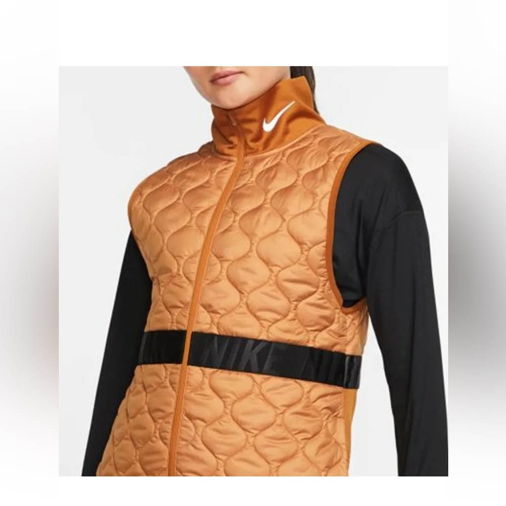 Nike women’s quilted vest.